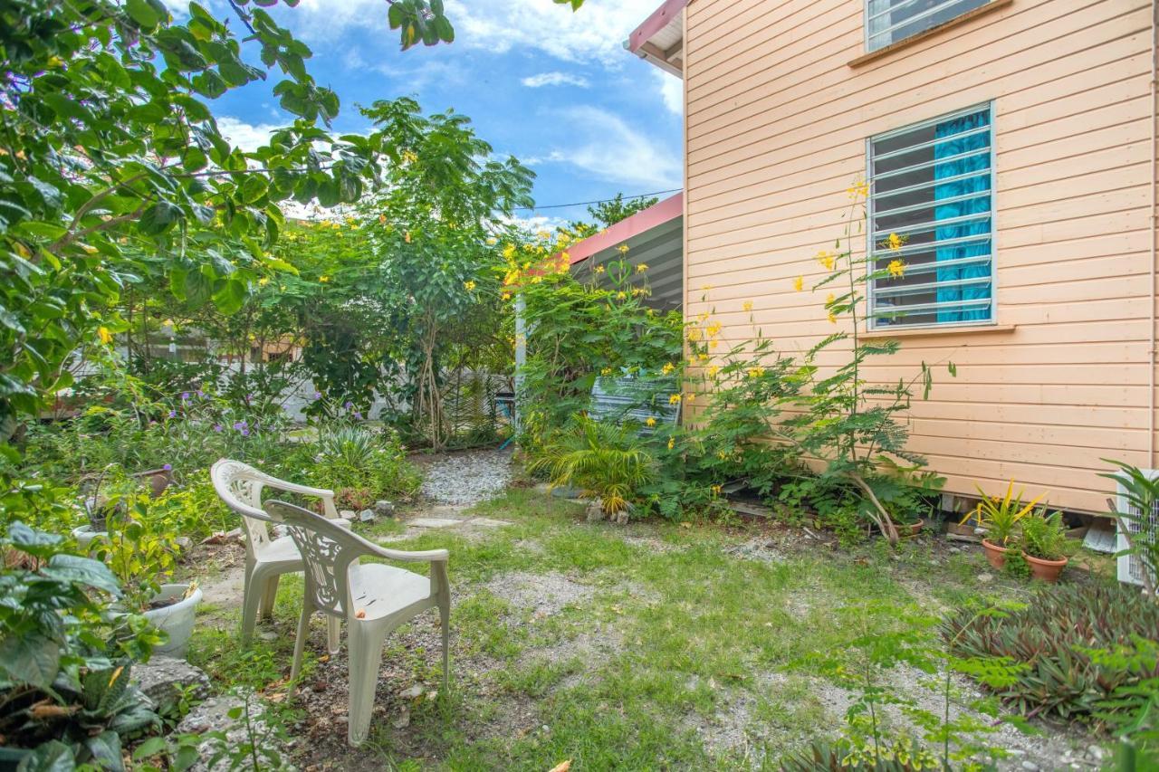 Appartement Charmant Au Carbet Avec Vue Sur La Mer 50 M² ลาการ์เบต์ ภายนอก รูปภาพ