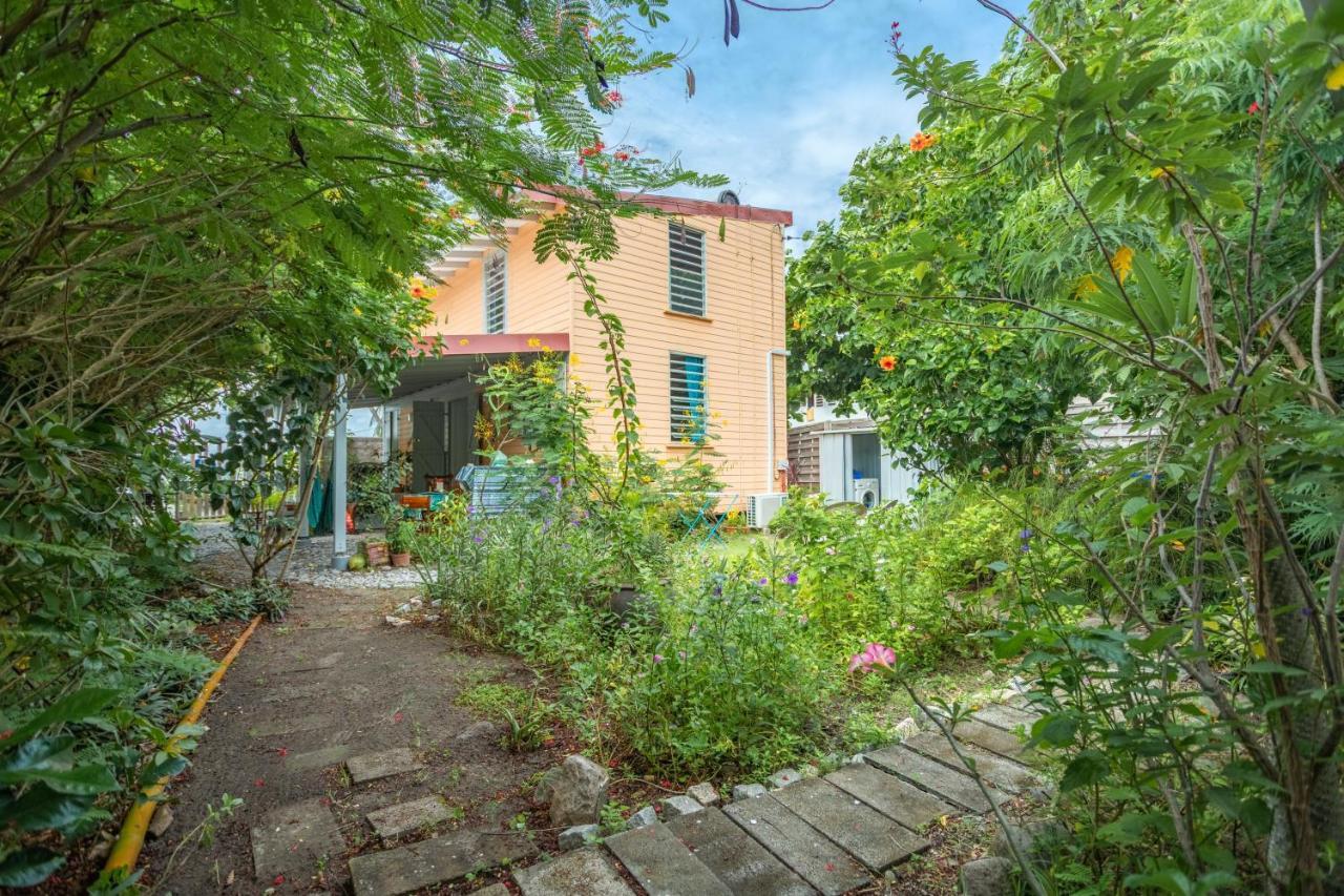 Appartement Charmant Au Carbet Avec Vue Sur La Mer 50 M² ลาการ์เบต์ ภายนอก รูปภาพ